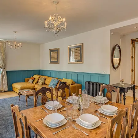 Aiguille Du Midi - Alpes Travel - Sleeps 6 Apartment